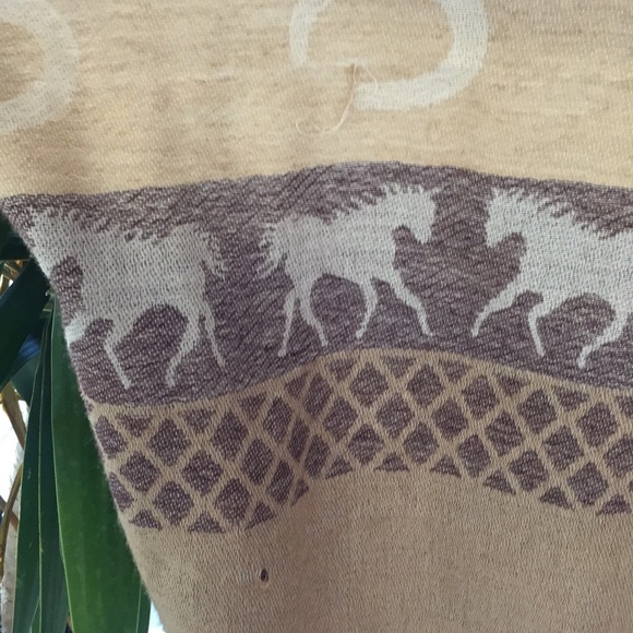 🍋 Brown Equestrian Silk-Blend Scarf - Picture 5 of 7